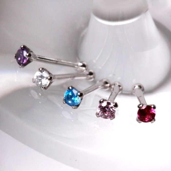 14Kt White Gold Stud Nose Ring With Prong Setting Gem